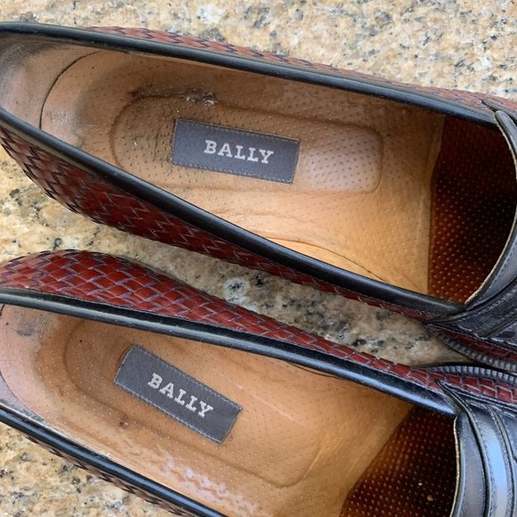 Vintage Bally Brown Leather Basket Weave Loafers main image 7